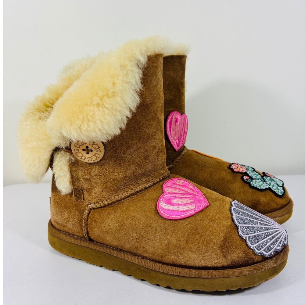 UGG Australia Chestnut Suede Bailey Button Boots W/Customizable Patches Women 7
